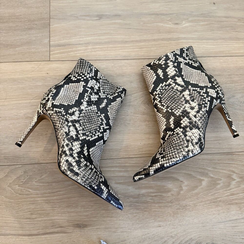Katherine Kelly Womens Snakeskin Leather Ankle Boots Rosie Sz 9 NWOB